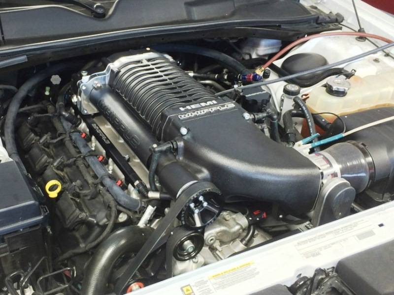 Whipple Supercharger Chrysler 300 6.4L 20112018 Stage 2 SRT8 HEMI 392