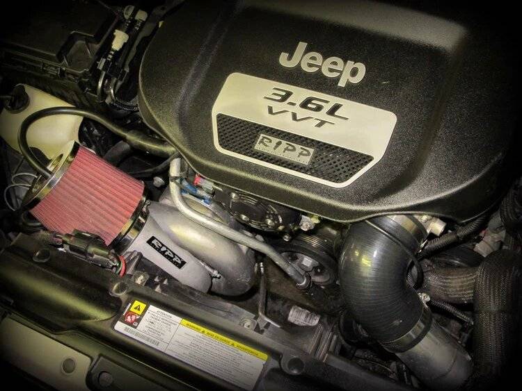 Ripp Superchargers - Jeep JK Wrangler 3.6L 2012-2014 Intercooled V3 Si RIPP Supercharger Kit CARB Legal- Automatic - Image 1