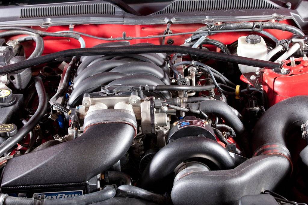 Vortech Superchargers - Ford Mustang GT 4.6 3V 2007-2008 Intercooled Vortech Supercharger - Black V-3 Si Complete Kit - Image 1