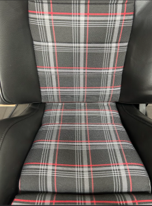 Corbeau-Blem - Blemished Corbeau RRX Black Vinyl / Red Plaid Cloth Driver Side Seat w/ Inflatable Lumbar Support - Single - Image 2